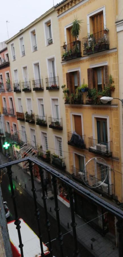 Hostal Andrea Madrid Dış mekan fotoğraf